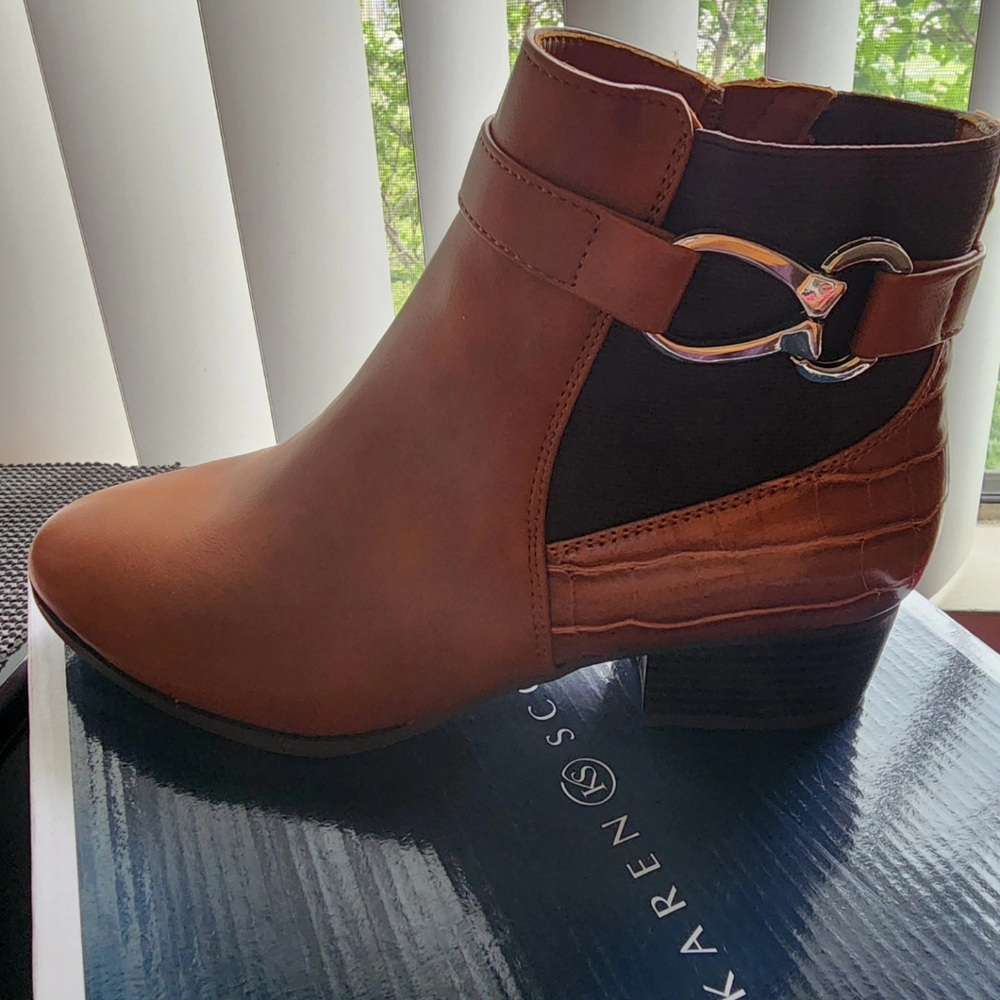 Karen Scott booties